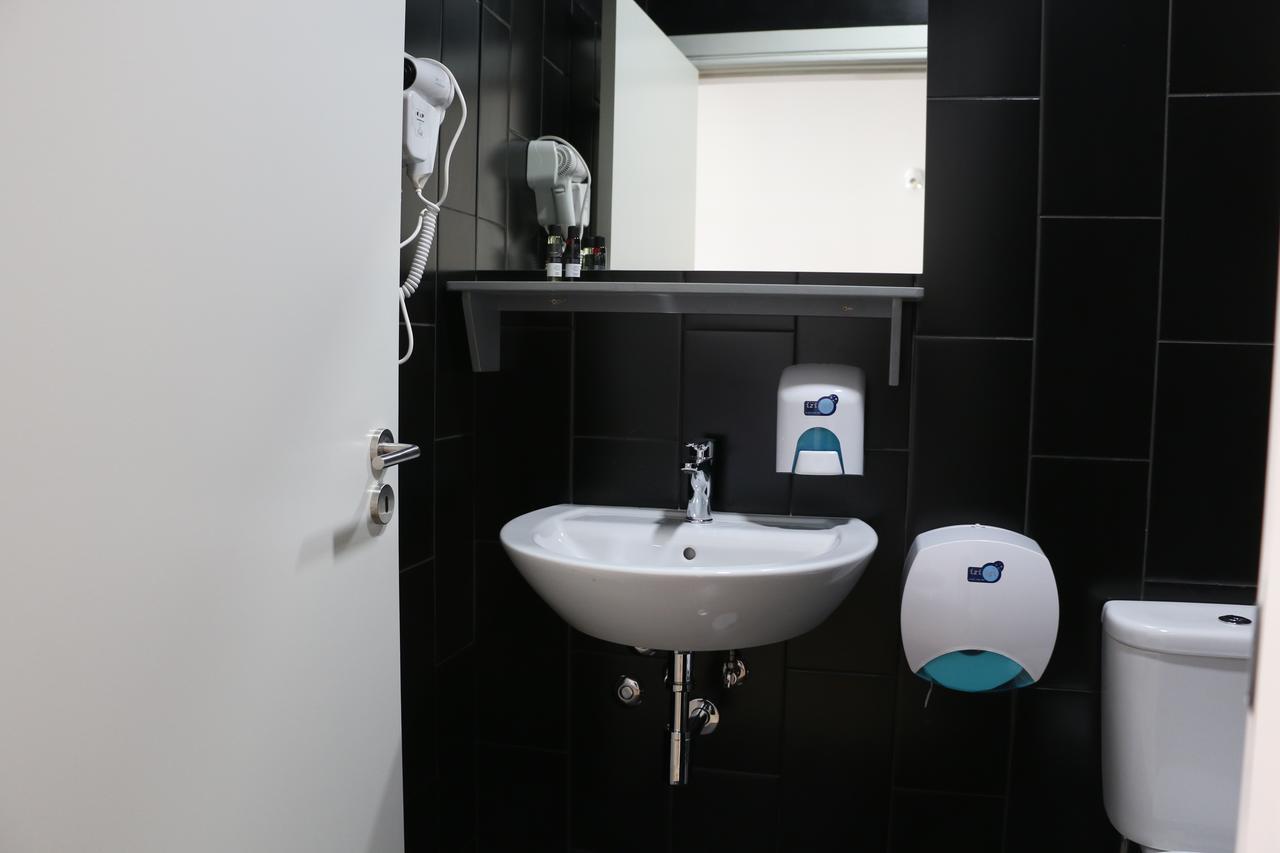 Zweibettzimmer mit eigenem Bad